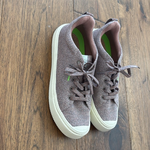 Women's Size 8.5 CARIUMA IBI Low Stone Blush Knit Sneaker - Picture 2 of 8